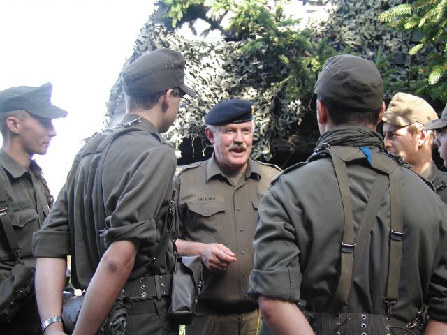 Bildgröße auf die Monitorauflösung (640x480 px) optimiert