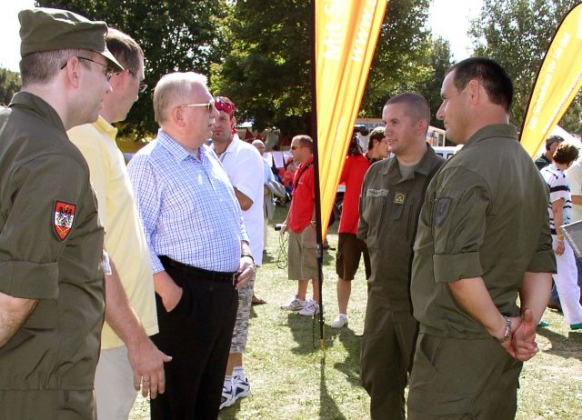 Bildgröße auf die Monitorauflösung (640x480 px) optimiert