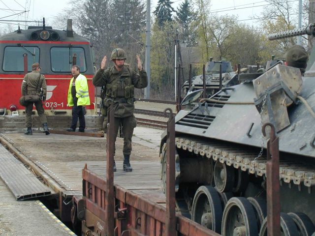 Bildgröße auf die Monitorauflösung (640x480 px) optimiert