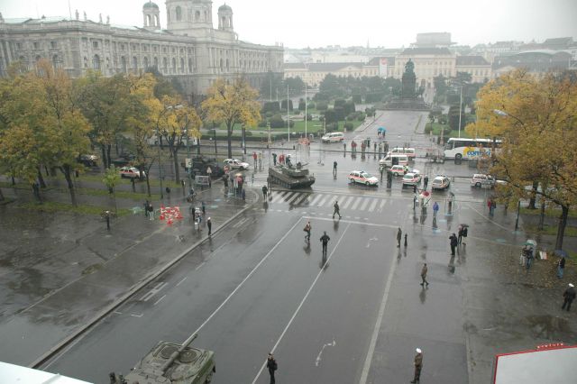 Bildgröße auf die Monitorauflösung (640x480 px) optimiert