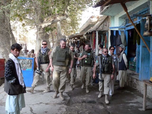 Bildname: patrouillekhanabad4.jpg, momentane Bildgröße: 640x480 px Bildgröße auf die Monitorauflösung (640x480 px) optimiert