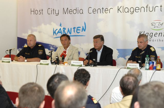 Bildgröße auf die Monitorauflösung (640x480 px) optimiert