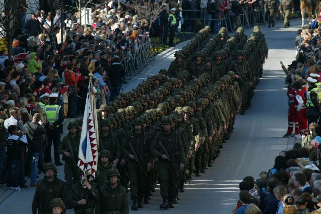 Bildgröße auf die Monitorauflösung (640x480 px) optimiert