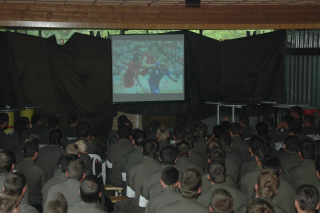 Bildgröße auf die Monitorauflösung (640x480 px) optimiert