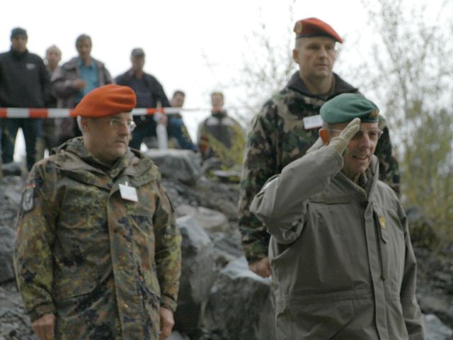 Bildgröße auf die Monitorauflösung (640x480 px) optimiert