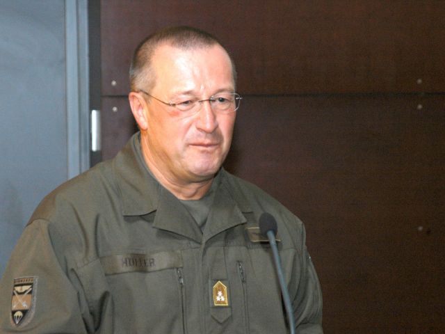 Bildgröße auf die Monitorauflösung (640x480 px) optimiert