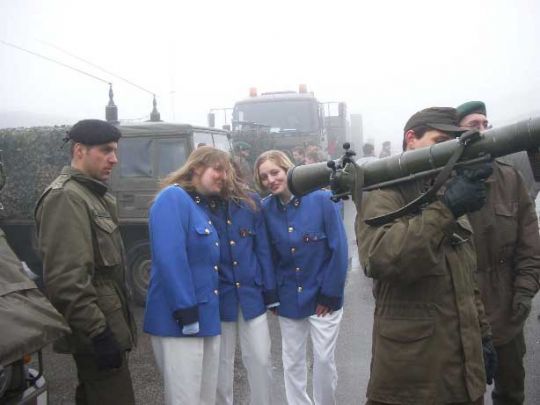 Bildgröße auf die Monitorauflösung (640x480 px) optimiert