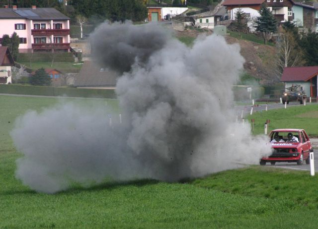 Bildname: schiessen12.jpg, momentane Bildgröße: 640x462 px Bildgröße auf die Monitorauflösung (640x480 px) optimiert