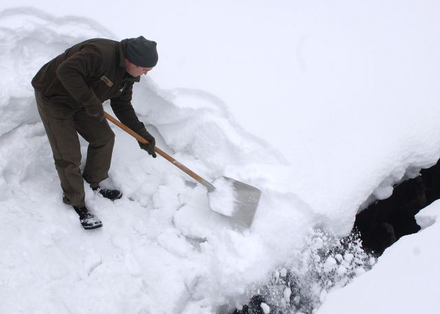 Bildname: schnee_11.jpg, momentane Bildgröße: 640x457 px Bildgröße auf die Monitorauflösung (640x480 px) optimiert