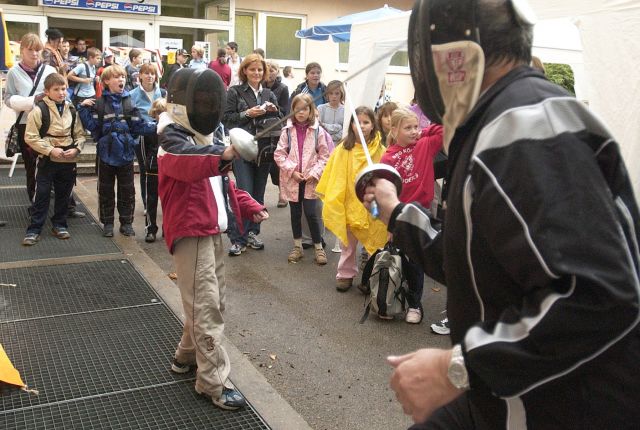 Bildname: schulsporttag07_009_i.jpg, momentane Bildgröße: 640x430 px Bildgröße auf die Monitorauflösung (640x480 px) optimiert