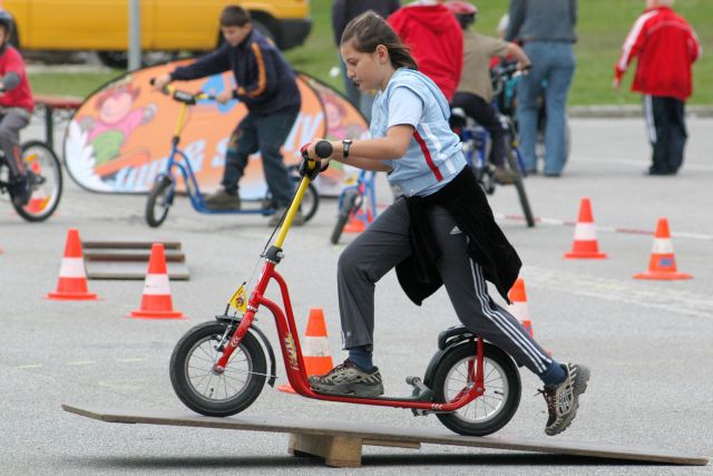 Bildname: schulsporttag_voitsberg_017.jpg, momentane Bildgröße: 640x427 px Bildgröße auf die Monitorauflösung (640x480 px) optimiert