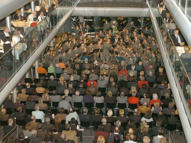 Bildgröße auf die Monitorauflösung (640x480 px) optimiert