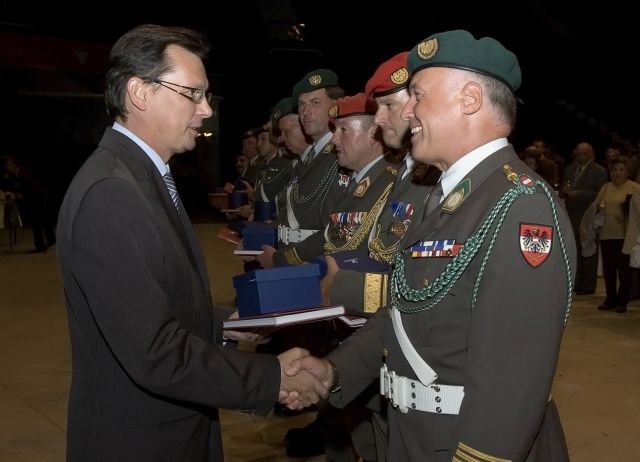 Bildgröße auf die Monitorauflösung (640x480 px) optimiert