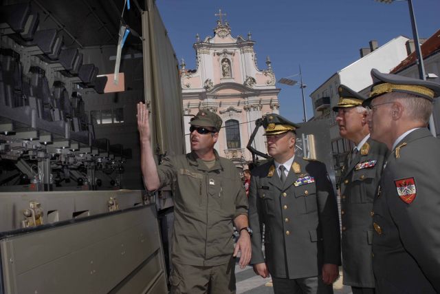 Bildgr&ouml;&szlig;e auf die Monitoraufl&ouml;sung (640x480 px) optimiert