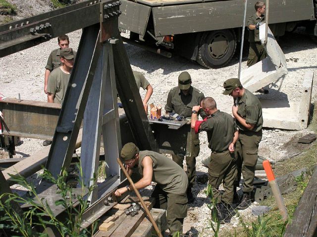 Bildgr&ouml;&szlig;e auf die Monitoraufl&ouml;sung (640x480 px) optimiert