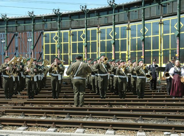 Bildgröße auf die Monitorauflösung (640x480 px) optimiert