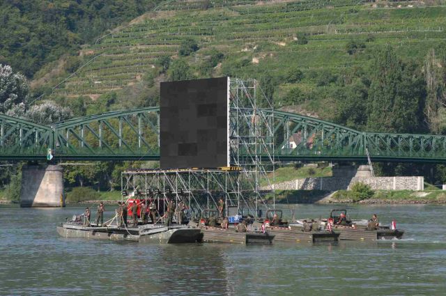 Bildgröße auf die Monitorauflösung (640x480 px) optimiert