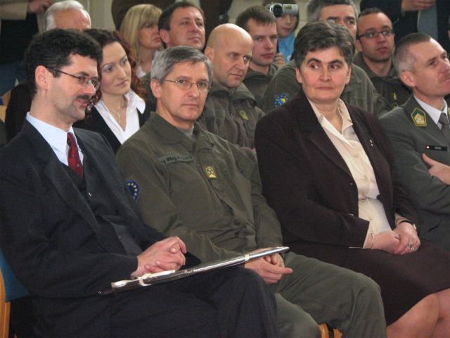 Bildgröße auf die Monitorauflösung (640x480 px) optimiert