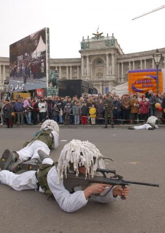 Bildgröße auf die Monitorauflösung (640x480 px) optimiert