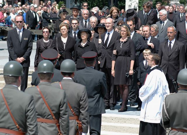 Bildgröße auf die Monitorauflösung (640x480 px) optimiert