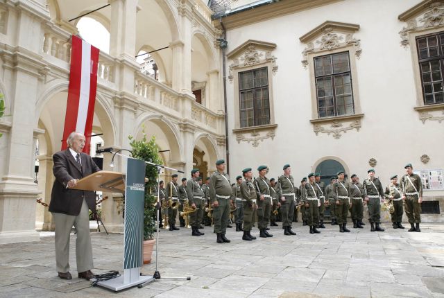 Bildname: wegart_7236_i.jpg, momentane Bildgröße: 640x430 px Bildgröße auf die Monitorauflösung (640x480 px) optimiert