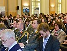 Die Offiziere während der Konferenz. (Bild öffnet sich in einem neuen Fenster)