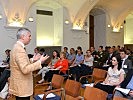 Der Kurs war von interessanten Vorträgen geprägt. (Bild öffnet sich in einem neuen Fenster)