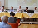 Offiziere der Landesverteidigungsakademie referierten in Strobl. (Bild öffnet sich in einem neuen Fenster)