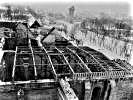 Notdach auf der St. Georgs-Kathedrale im Winter 1946. (Bild öffnet sich in einem neuen Fenster)