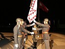 Der neue "Burgherrenjahrgang"übernahm die Fahne der Militärakademie. (Bild öffnet sich in einem neuen Fenster)