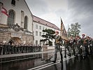 Die Ehrenkompanie mit Insignie. (Bild öffnet sich in einem neuen Fenster)