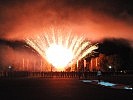 Mit einem Feuerwerk endet der erste Tag der Ausmusterung. (Bild öffnet sich in einem neuen Fenster)