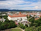 Das Gelände der Militärakademie eignet sich bestens als Austragungsort. (Bild öffnet sich in einem neuen Fenster)