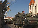 Parade auf der Grazer Strasse. (Bild öffnet sich in einem neuen Fenster)