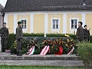 In Erinnerung an die Gefallenen. (Bild öffnet sich in einem neuen Fenster)