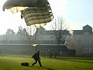 Die Soldaten des Jagskommandos landeten punktgenau in der Towarek-Kaserne. (Bild öffnet sich in einem neuen Fenster)
