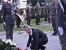 Kranzniederlegung beim Deutschmeister-Denkmal. (Bild öffnet sich in einem neuen Fenster)