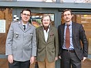Vertreter der Bundeswehr und die österreichische Delegation. (Bild öffnet sich in einem neuen Fenster)