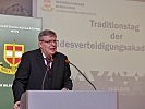 Felix Schneider bei seinen Ausführungen. (Bild öffnet sich in einem neuen Fenster)