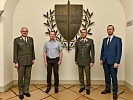 Gilles Bossiere, 2.v.l., wurde verabschiedet. (Bild öffnet sich in einem neuen Fenster)