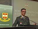 Brigadier Peischel eröffnete die Veranstaltung. (Bild öffnet sich in einem neuen Fenster)