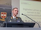Oberst Fronek eröffnete die Veranstaltung. (Bild öffnet sich in einem neuen Fenster)