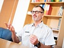 Im Gespräch: Brigadier Andreas Rotheneder. (Bild öffnet sich in einem neuen Fenster)
