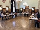 Experten aus der Region diskutieren aktuelle Herausforderungen. (Bild öffnet sich in einem neuen Fenster)