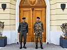 Generalleutnant Csitkovits, l., und Korpskommandant Walser. (Bild öffnet sich in einem neuen Fenster)