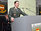 Oberst Scherl referierte über militärische Taktiken. (Bild öffnet sich in einem neuen Fenster)