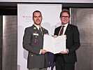 Major Georg Stiedl und Bundesminister Martin Polaschek.