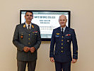 Generalleutnant Bruno G. Hofbauer mit General Max A.L.T. Nielsen. (Bild öffnet sich in einem neuen Fenster)