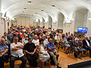 Beim Vortrag waren viele Besucher anwesend. (Bild öffnet sich in einem neuen Fenster)