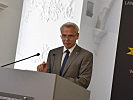 M. Christian Ortner führt in die Grundthematik ein. (Bild öffnet sich in einem neuen Fenster)